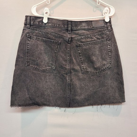 MNG Mango Jean Skirt Black Distressed Mini Raw Hem Button Fly Womens Large NWT - Picture 5 of 12